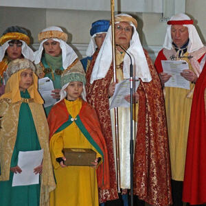 Pfarre Linz-Hl. Familie - Sternsingermesse