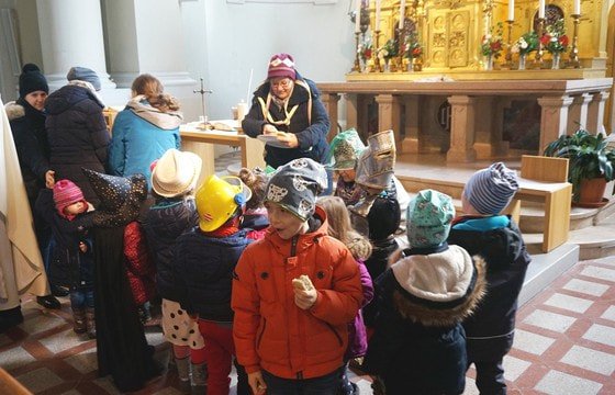 Gottes Familie ist kunterbunt