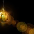 Weihnachtskugel mit Kreuz / © geralt / www.pixabay.com CC0 1.0 Weihnachtskugel mit Kreuz