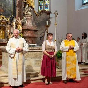 v.l.: Pfarrer Mag. Johann Greinegger, Verwaltungsvorst?ndin Daniela Riedl und Pastoralvorstand Mag. Johannes Mairinger.