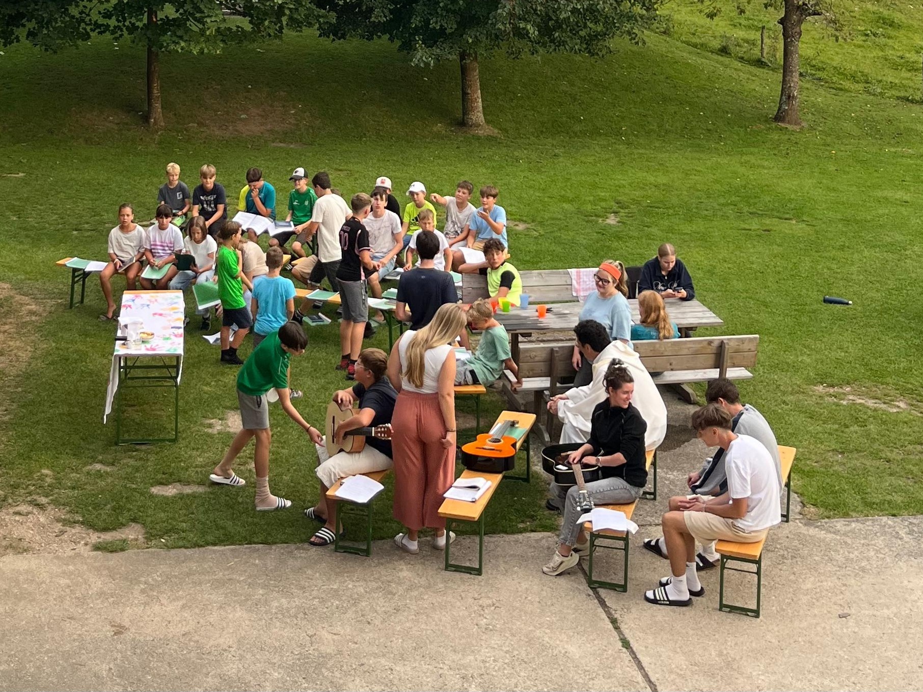 Unsere Lagergemeinschaft beim Gottesdienst