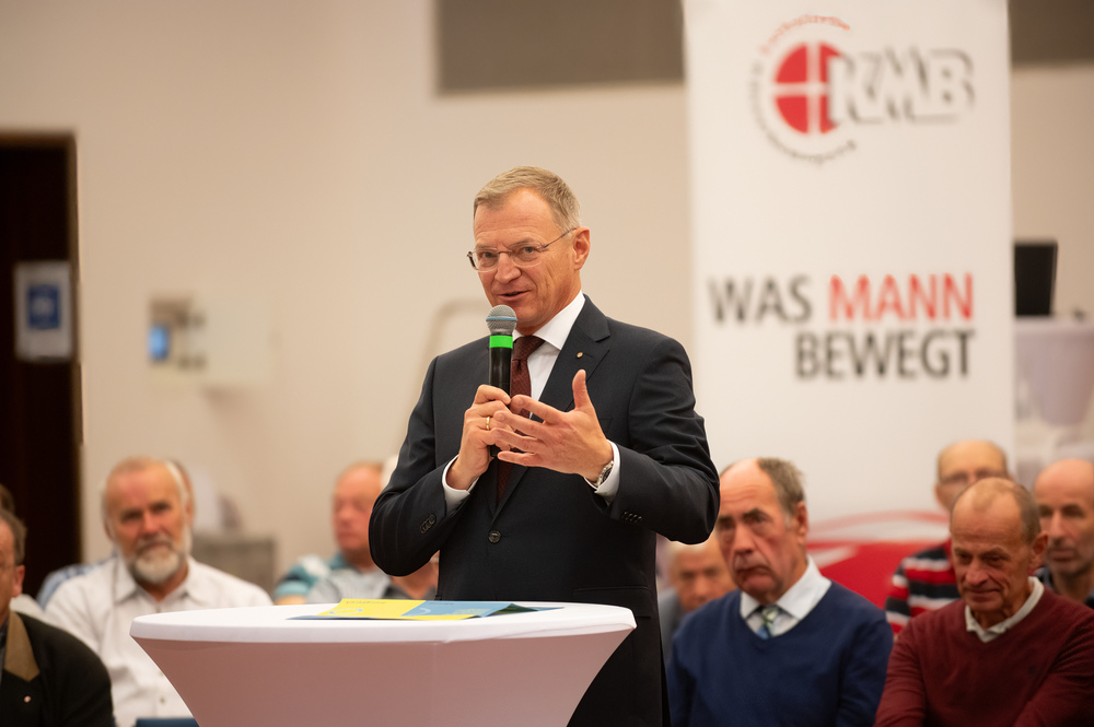 LH Thomas Stelzer