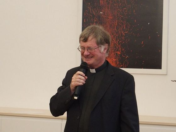 Bischof Manfred Scheuer bei der Laudatio    